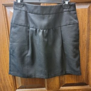 Loft skirt with pockets
